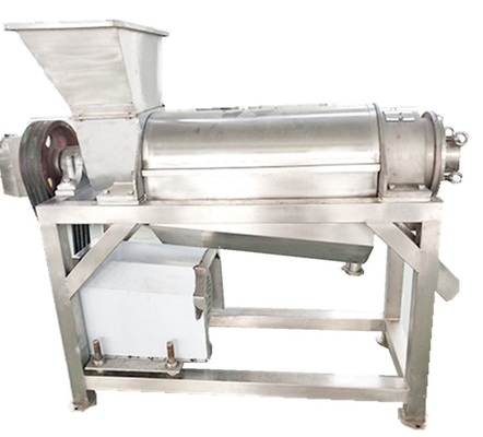 Máquina de acero inoxidable Apple Juice Squeezing Continuous del proceso del coco